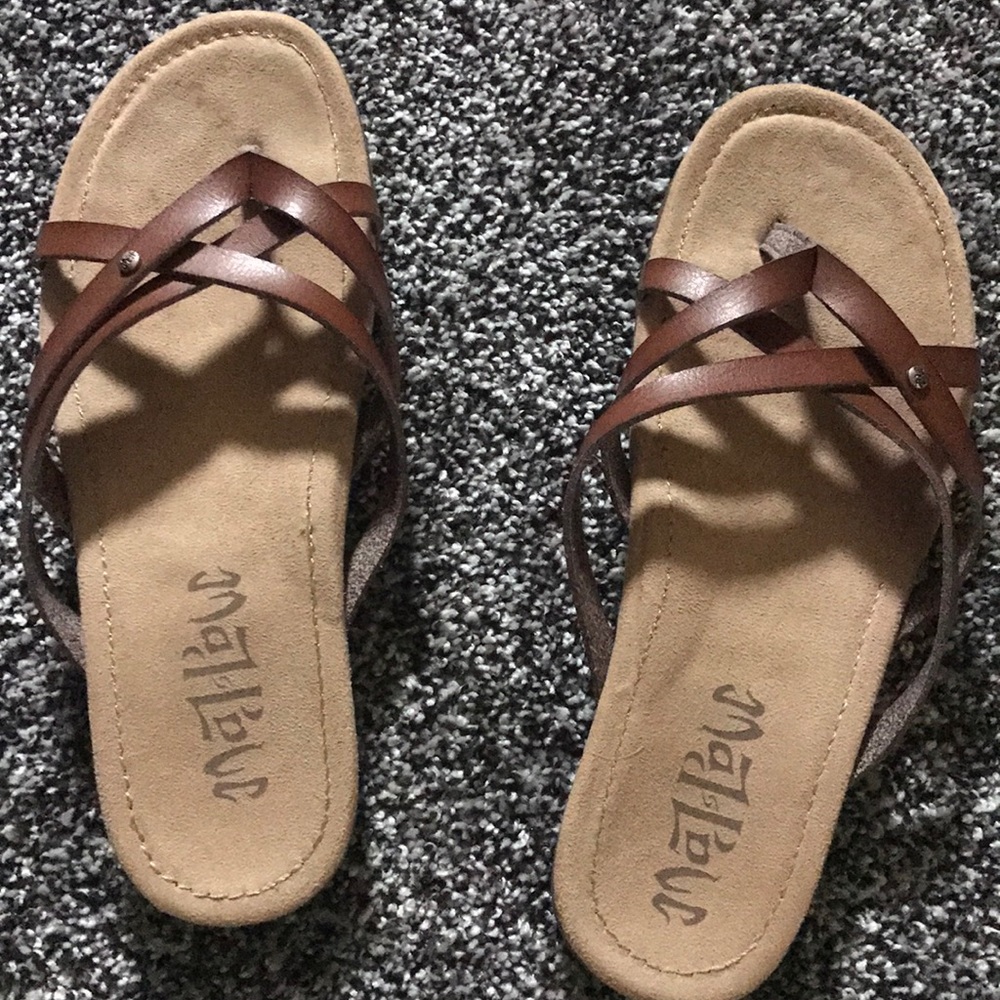 Brown leather sandals!!